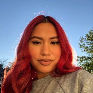 Meet your Posher, Miya